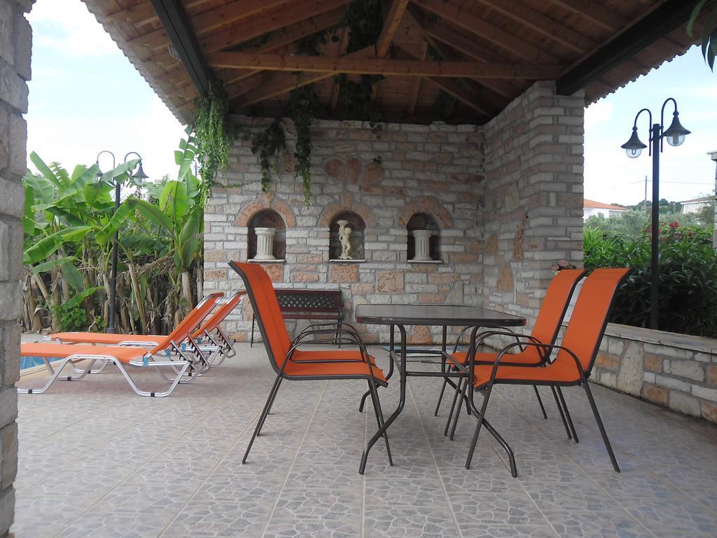 Villa Maria Chrani Exterior photo