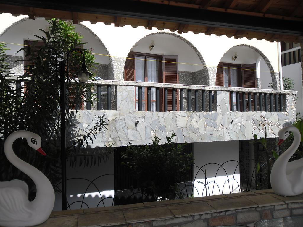 Villa Maria Chrani Exterior photo